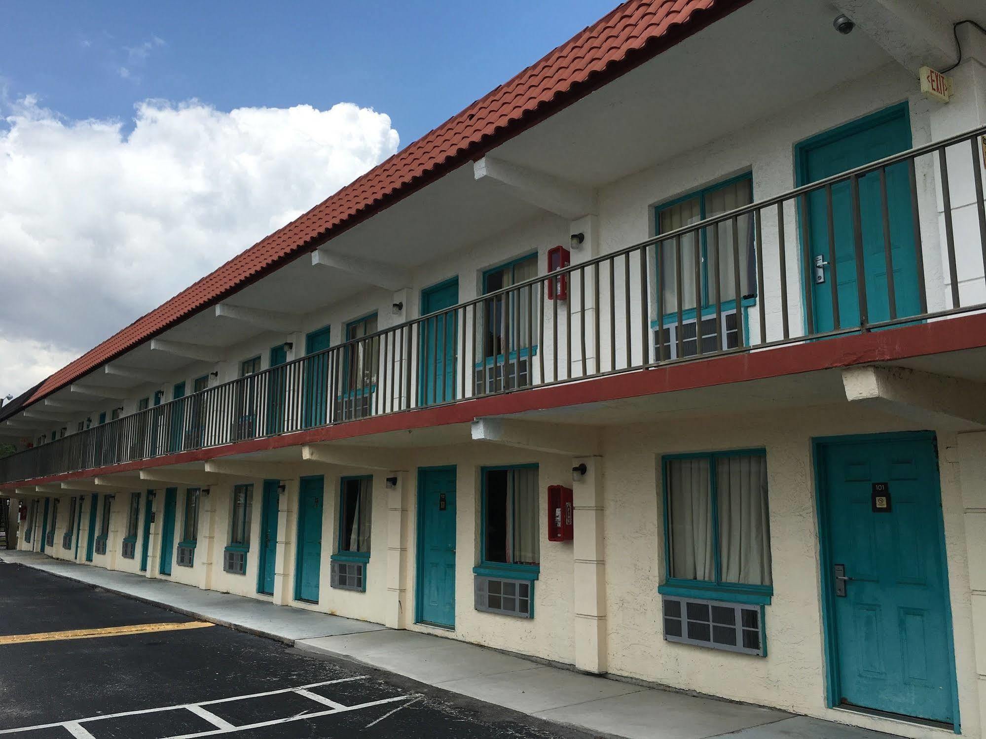 Clearwater Inn 塞夫蒂港 外观 照片